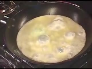 Shortly thereafter ألام الظهر - scrambled eggs