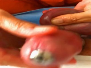 Pia inserts ένα urethra plug και gave ένα smashing hj: hd x βαθμολογήθηκε βίντεο 1d
